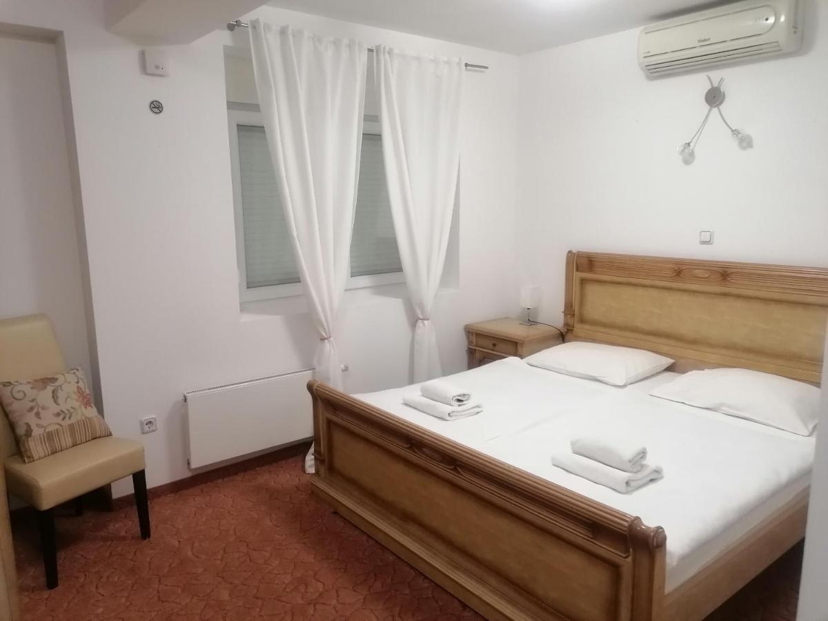 Hotel Garny Pleso Velika Gorica Ngoại thất bức ảnh