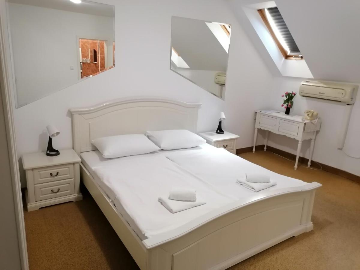 Hotel Garny Pleso Velika Gorica Ngoại thất bức ảnh