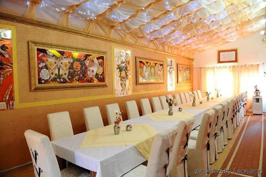 Hotel Garny Pleso Velika Gorica Ngoại thất bức ảnh