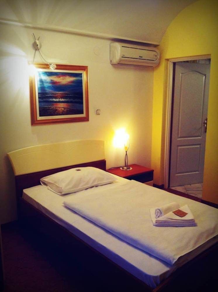 Hotel Garny Pleso Velika Gorica Ngoại thất bức ảnh